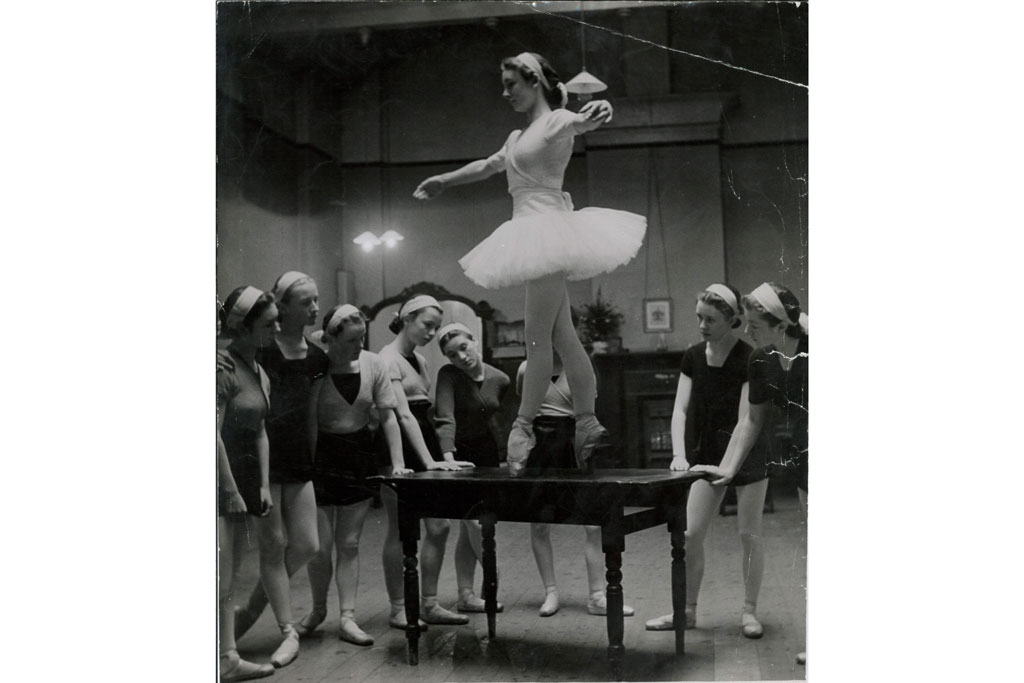 On Point: Royal Academy of Dance at 100