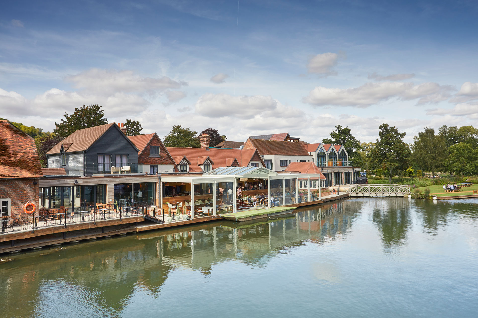 Review: The Swan At Streatley