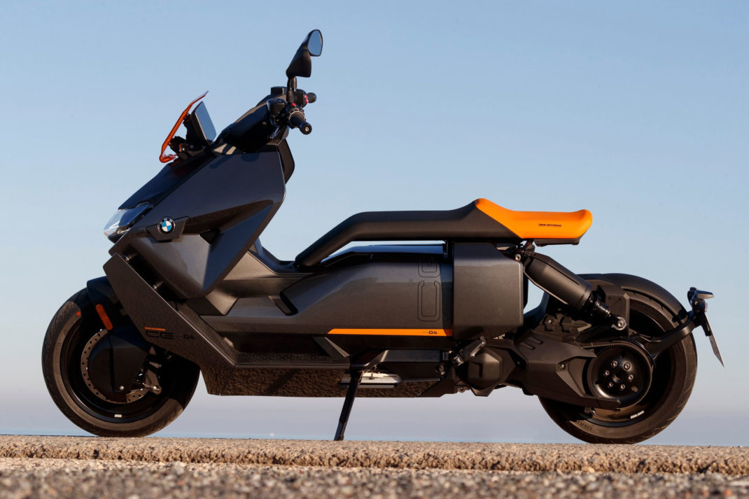 side view of the BMW CE 0,4, the BMW moped