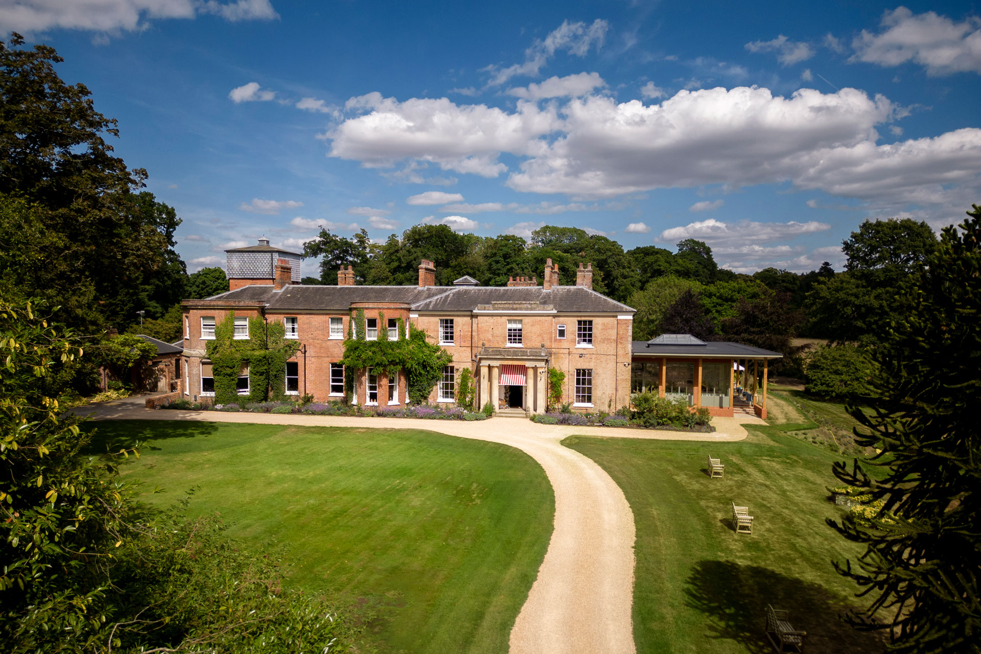 Relaxed British Charm And Cheer: The Retreat Elcot Park