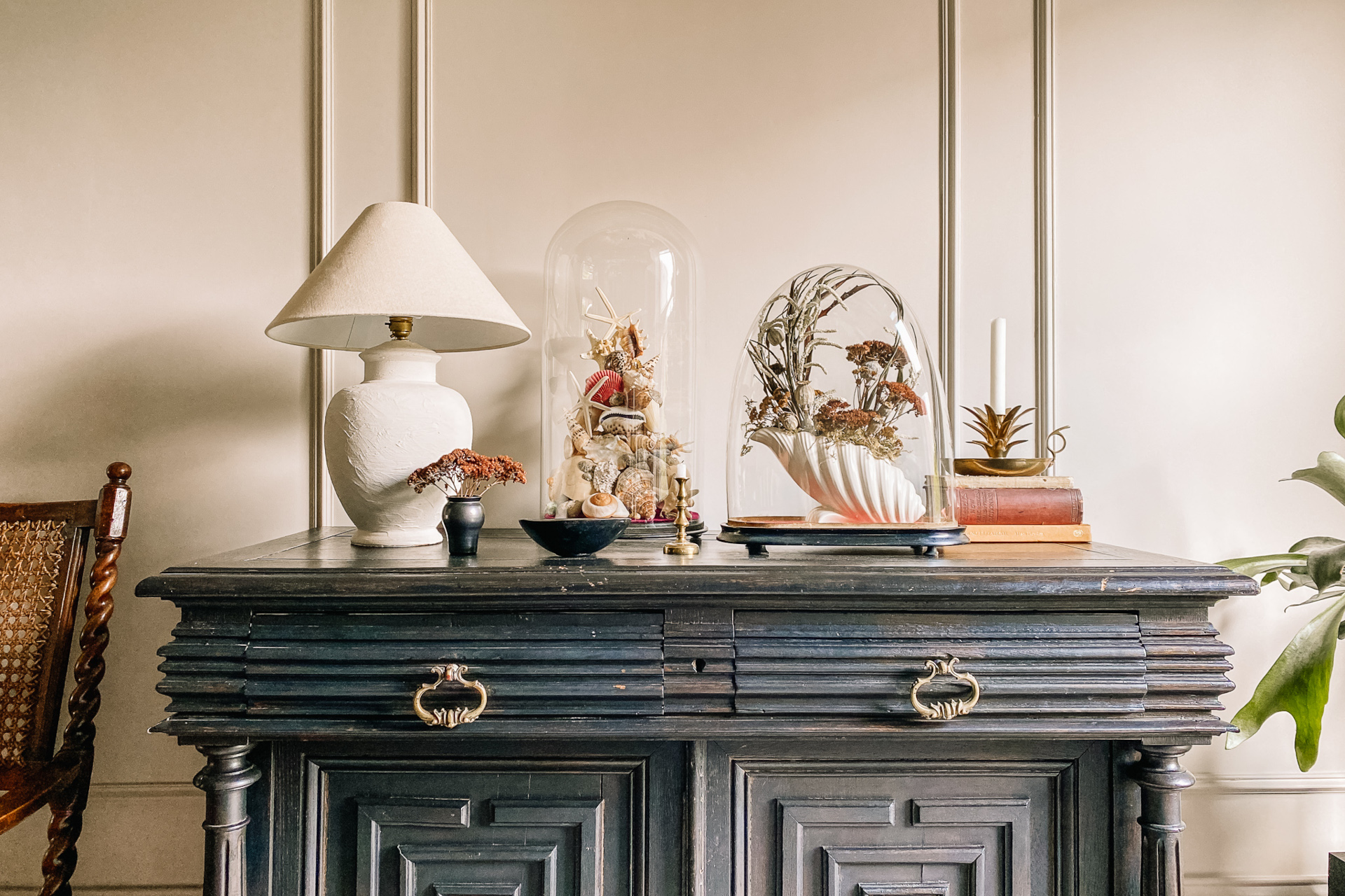 How To Make Seashell & Dried Flower Glass Domes