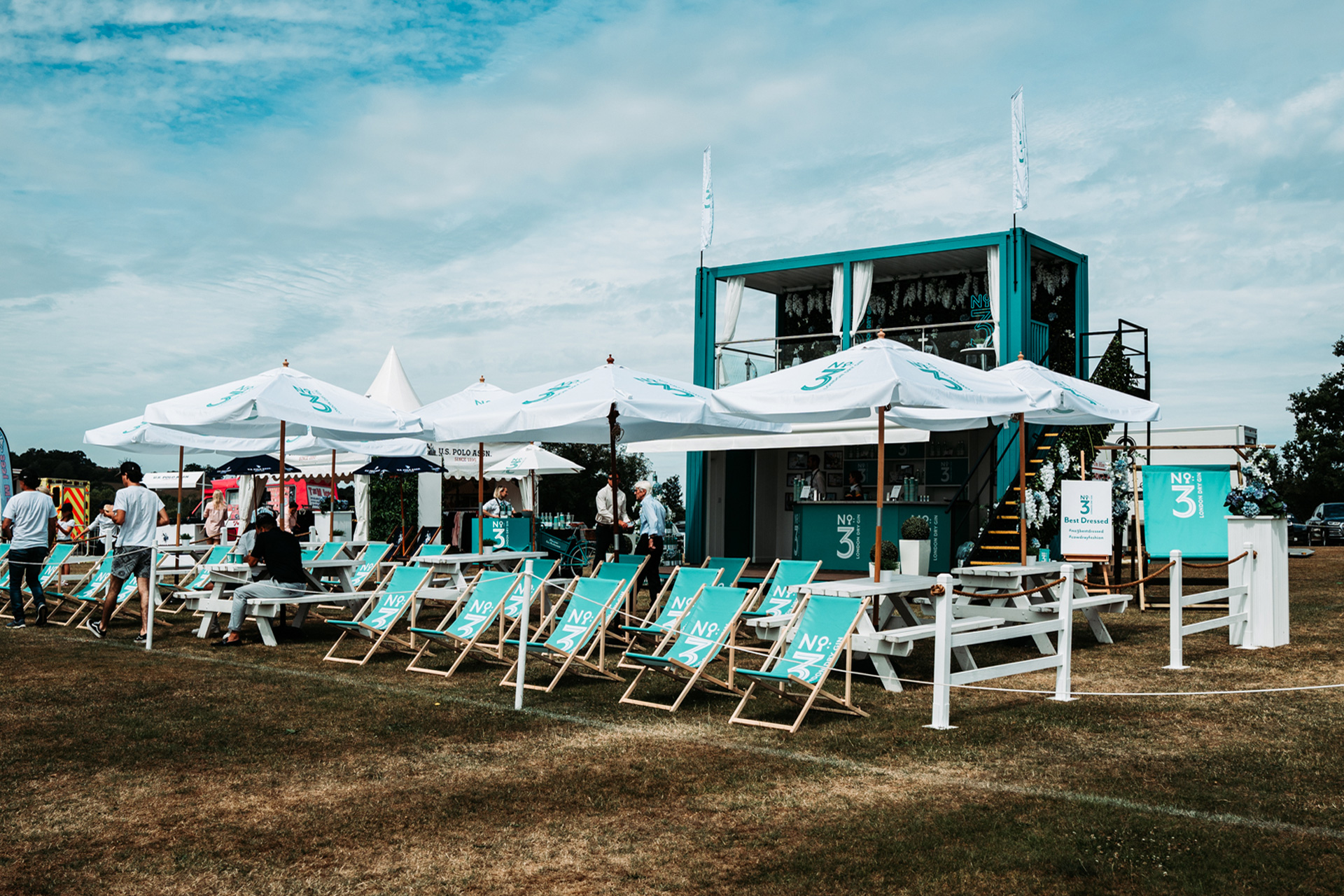 No 3 Gin bar at Cowdray Park