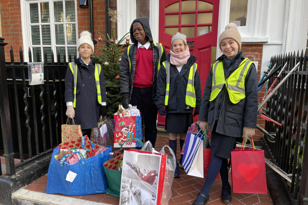 Cameron Vale Children spreading Christmas Cheer