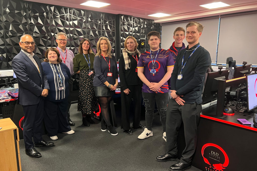 DLD College London Opens New Esports Suite