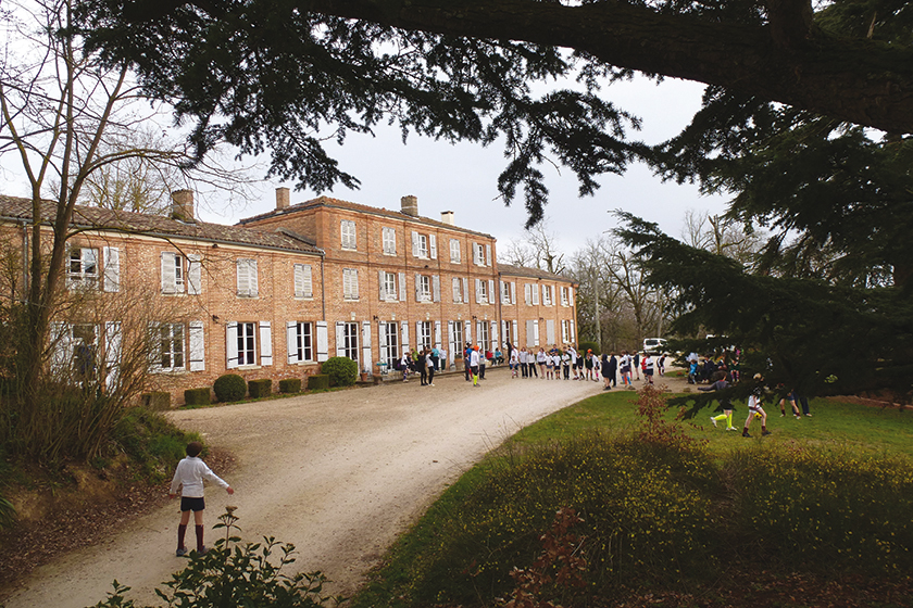 Mowden Hall at Sauvettere