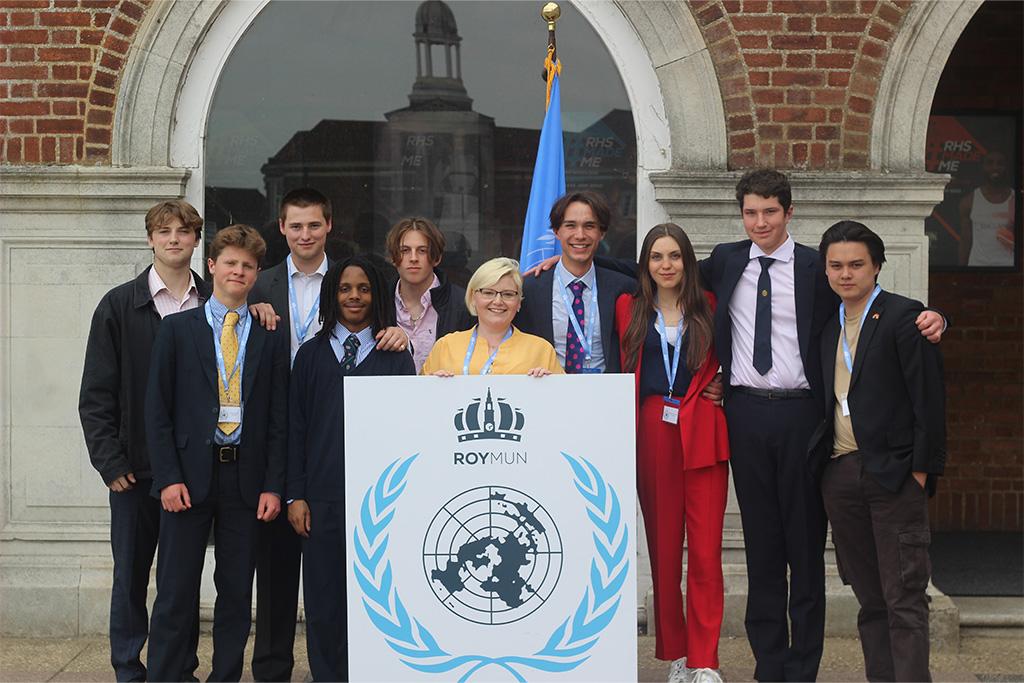Model UN Conference at RHS