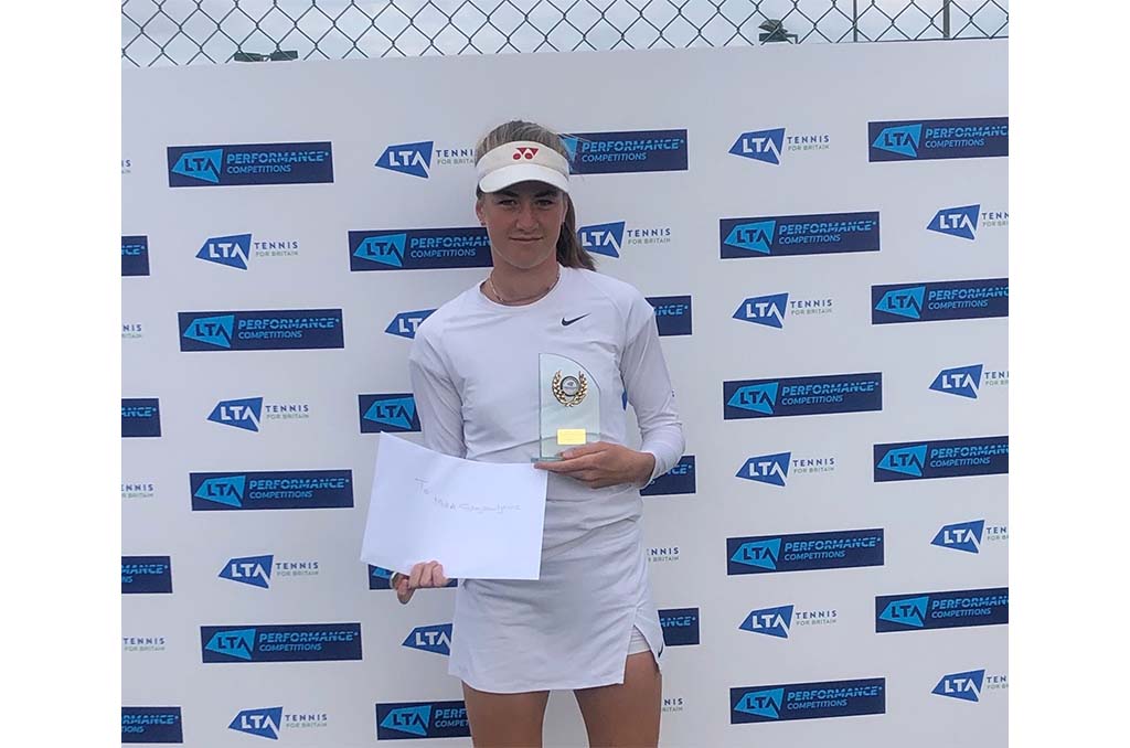 14-Year-Old Qualifies for 14U Wimbledon