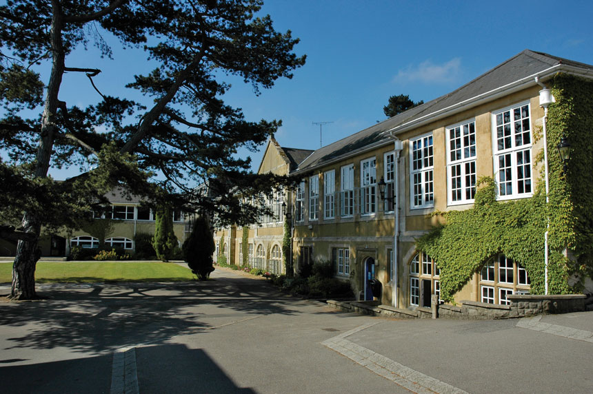 Sevenoaks School Leading the Way with Their Middle School Diploma