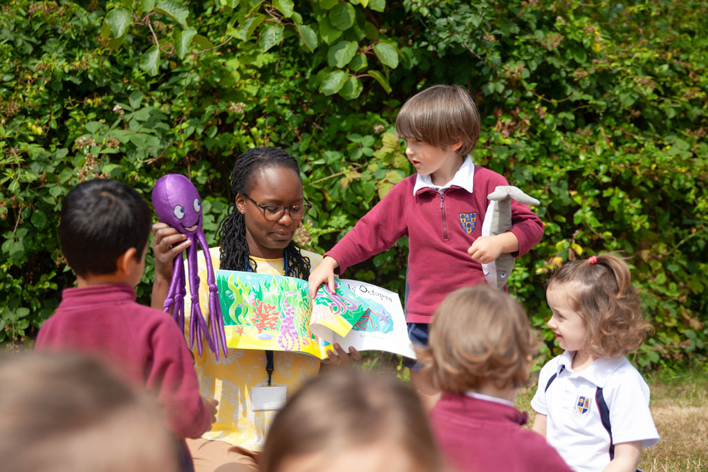 7 Subtle Ways to Encourage Your Child to Read (and Love It!)