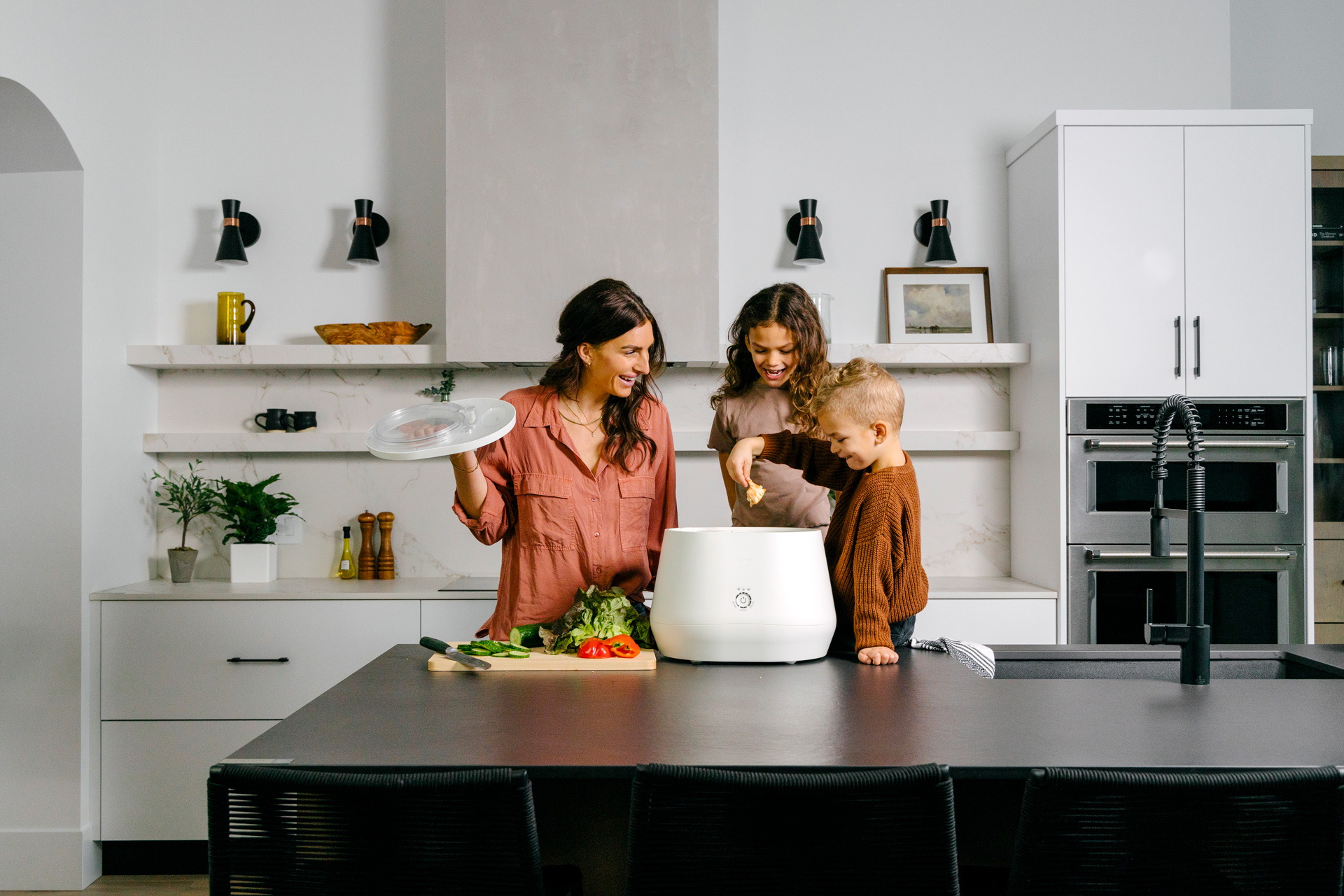 Lomi: The Green Gadget Making Composting Cool