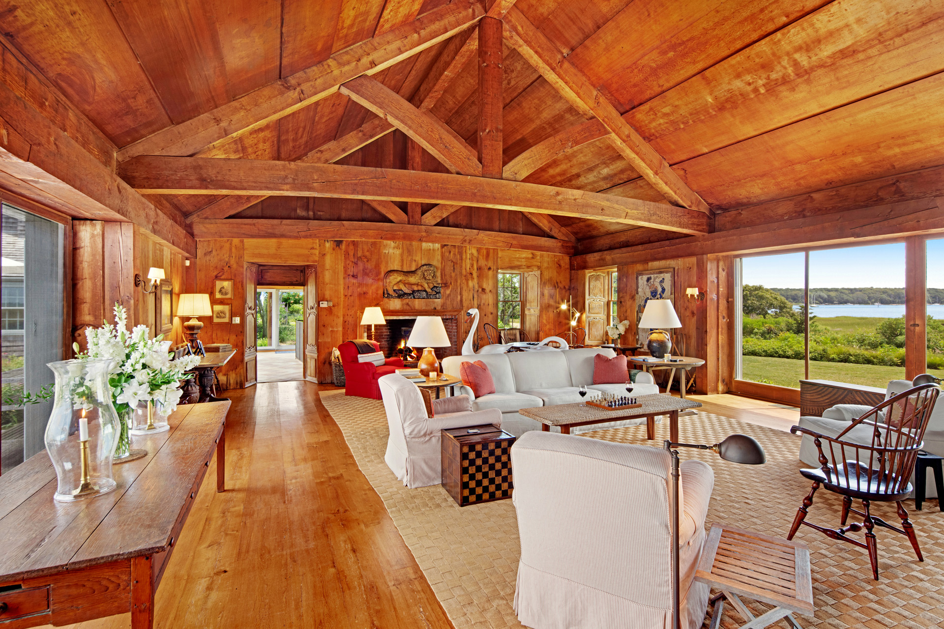 Living room with wooden ceilings and beams