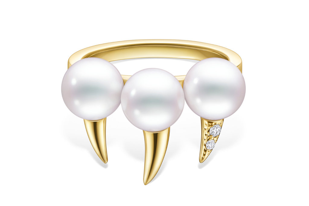 Fang ring