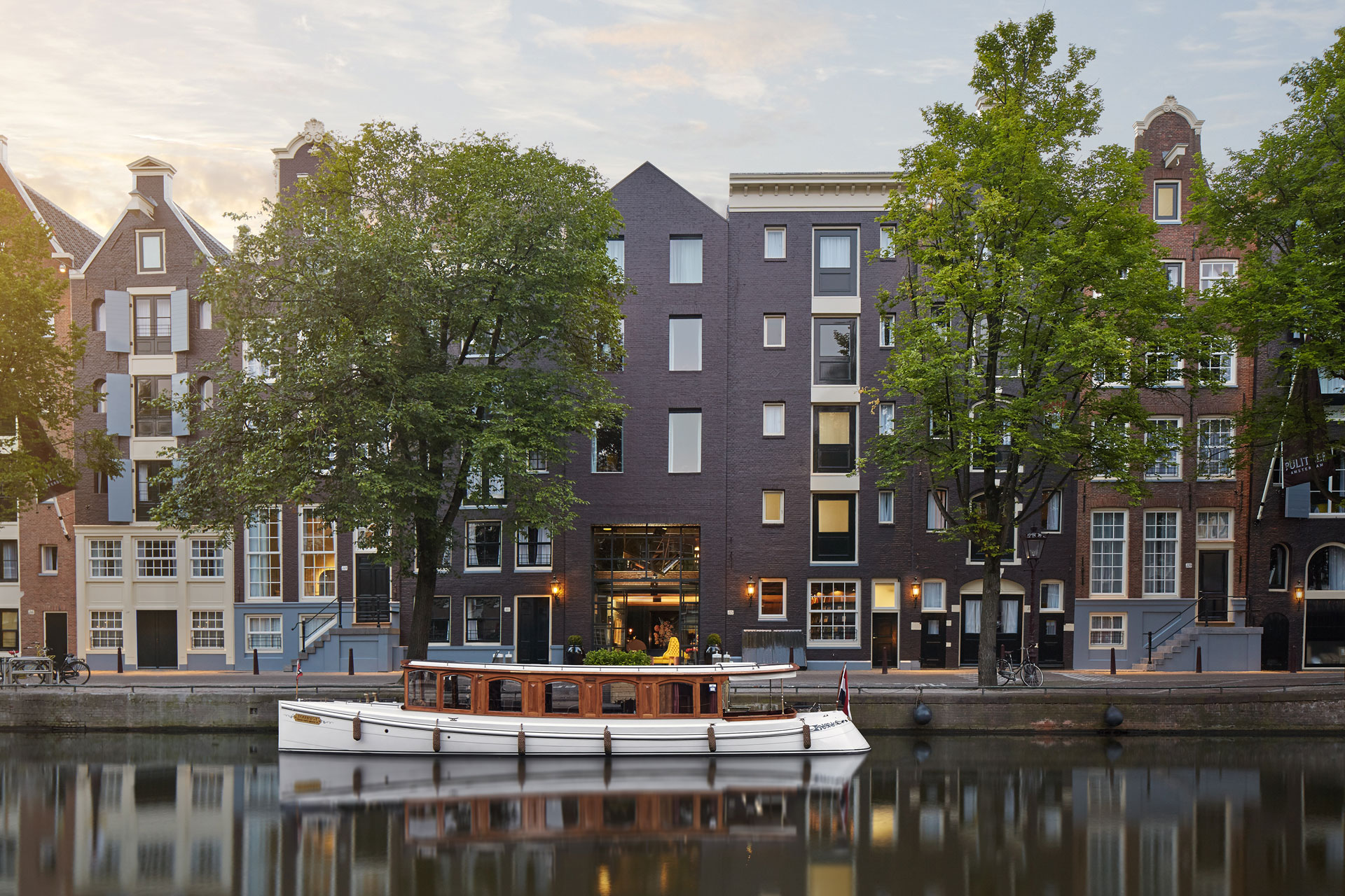 Exterior of Pulitzer Amsterdam