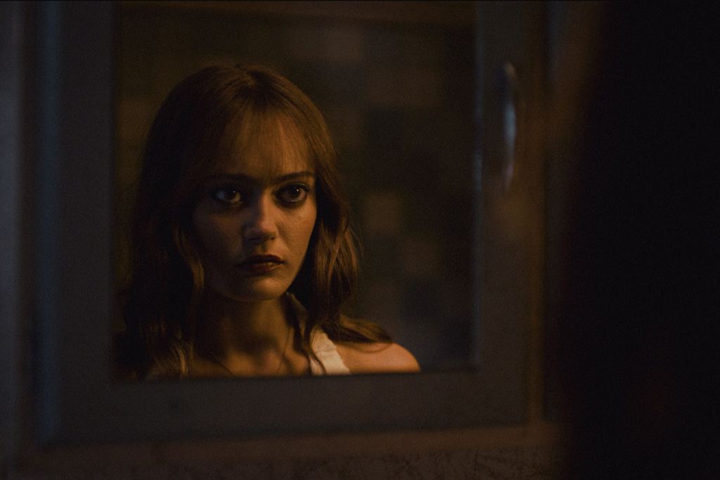 Ella Purnell as Rhiannon in Sweetpea